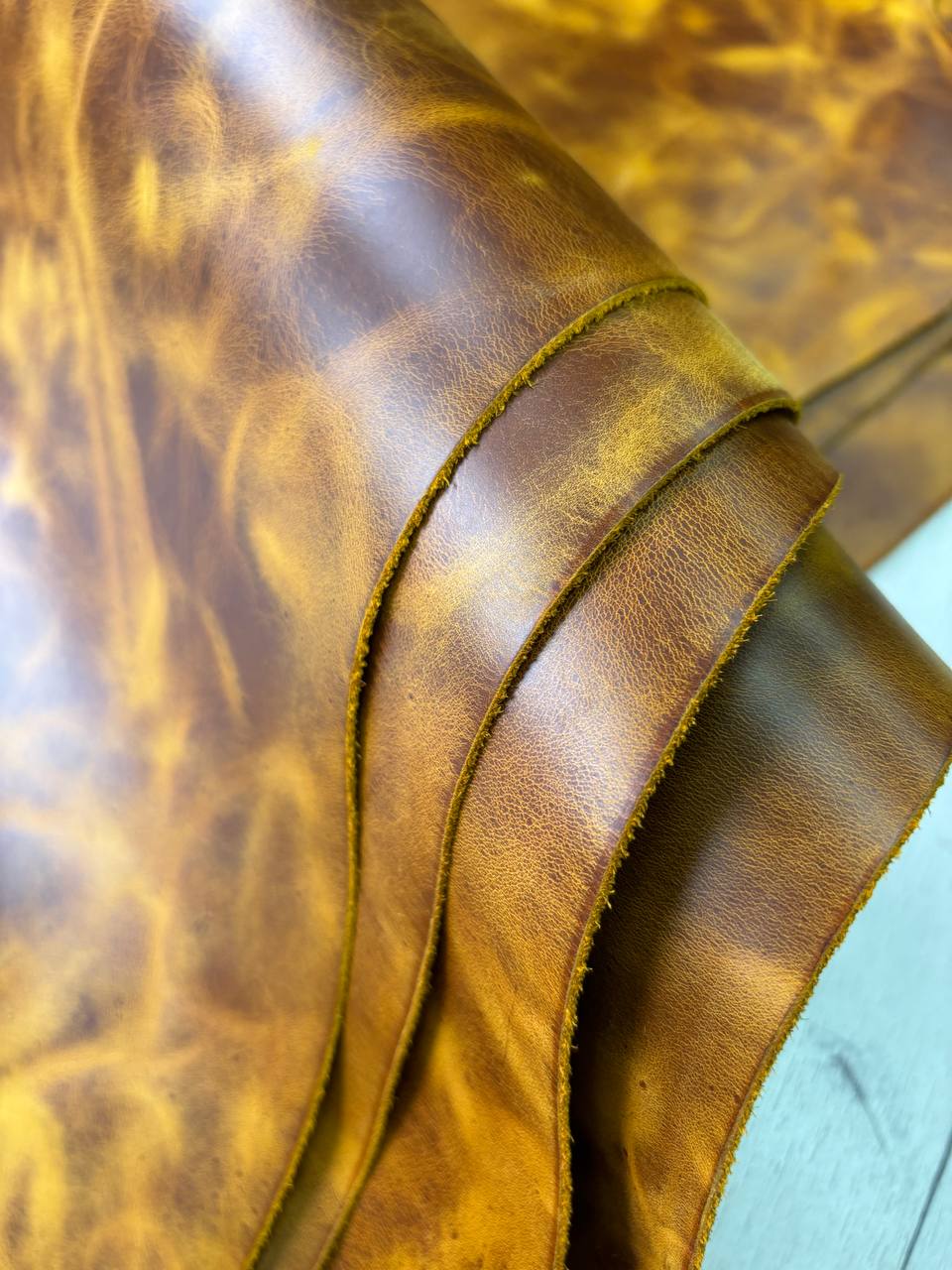 Кожа натуральная Крейзи Хорс цвета табак 3