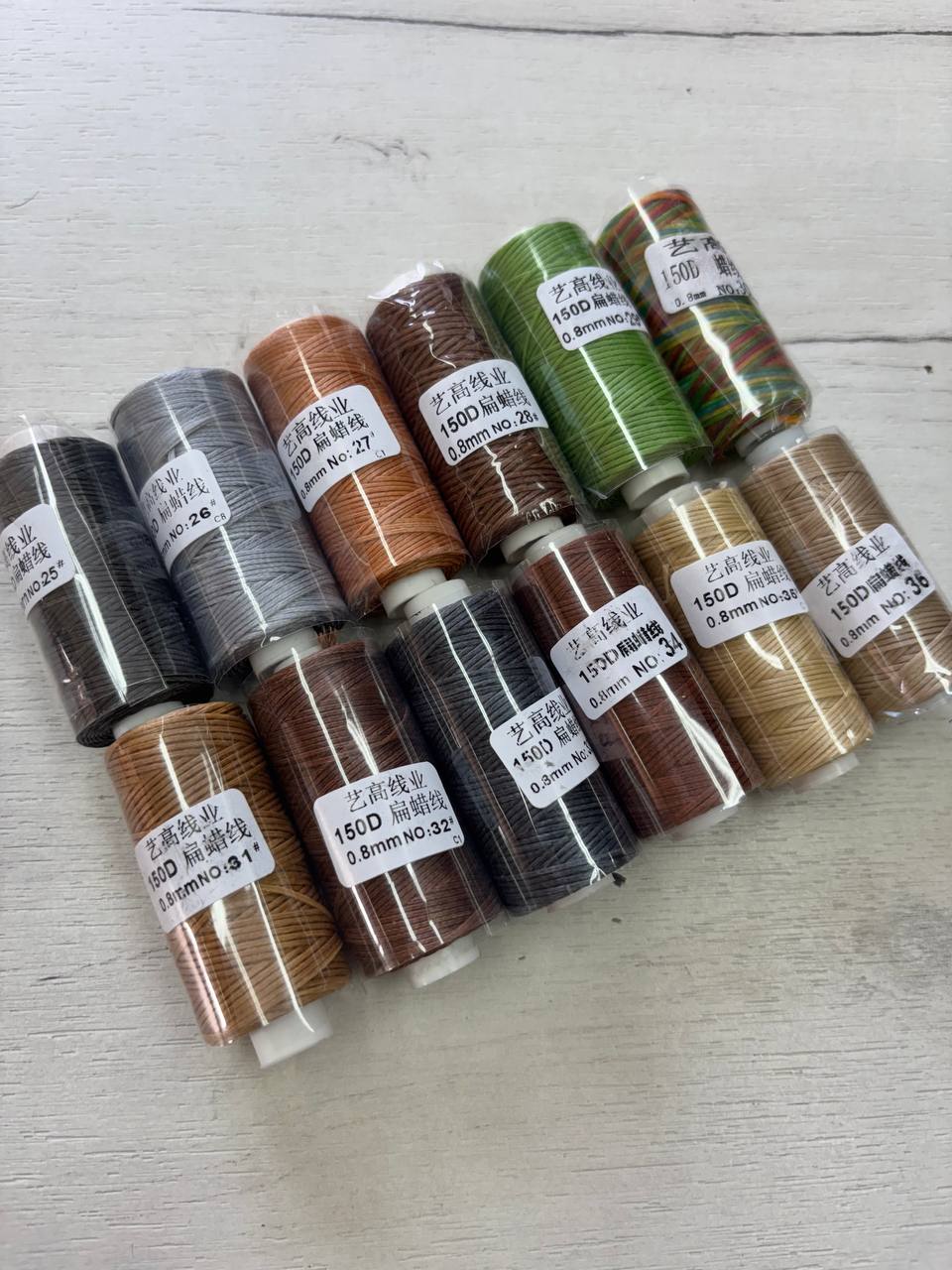 Нить вощеная плоская 2