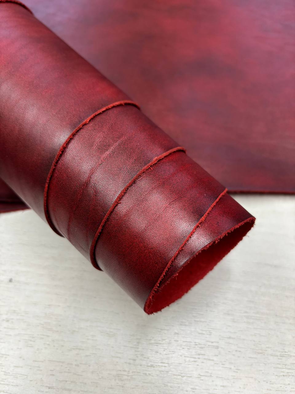 Вороток "Гранж" в цвете рубин 1